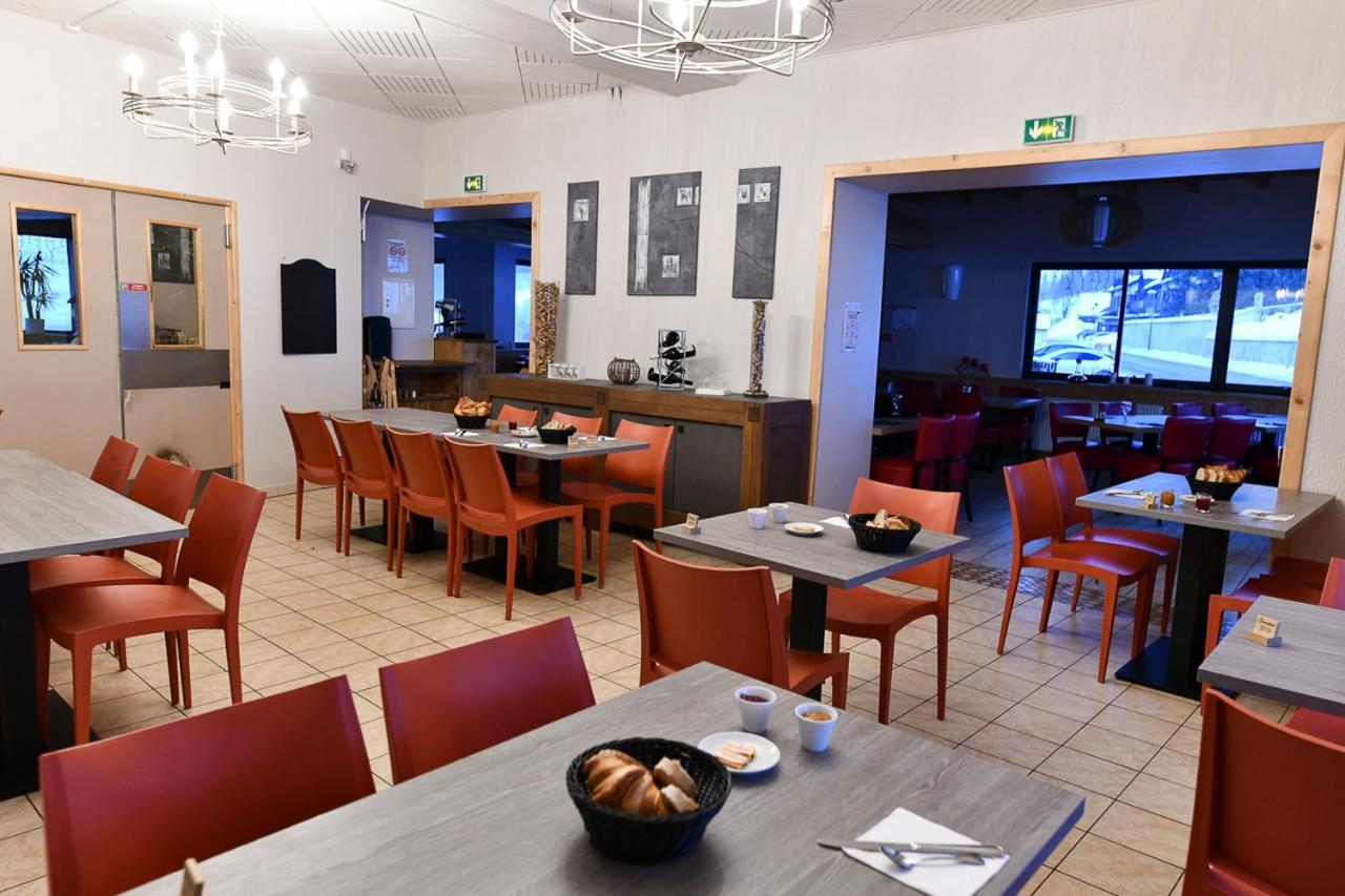 Hotel Restaurant Le Centre Lélex Εξωτερικό φωτογραφία