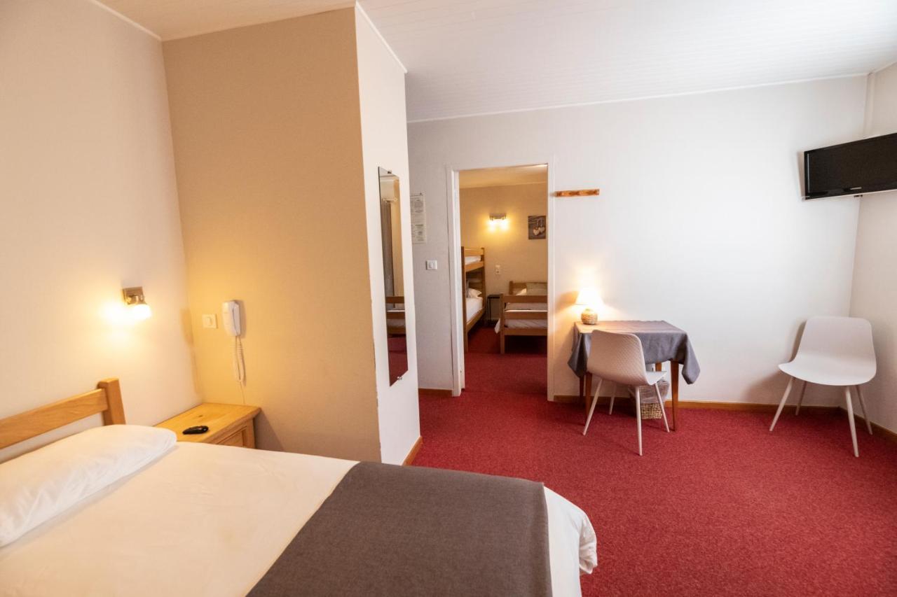 Hotel Restaurant Le Centre Lélex Εξωτερικό φωτογραφία